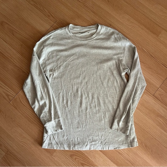 Abercrombie & Fitch Gray Waffle Knit Relaxed Long Sleeve Tee Medium - Picture 1 of 7